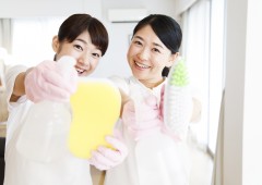 清掃 女性 (3) 清掃 女性 (3)
