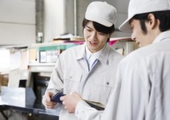 工場　製造作業　男性 (7)