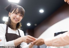 レジ　女性 (6)