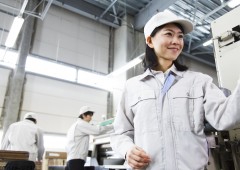 工場　製造作業　女性 (3)