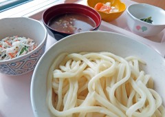病院食 (4)