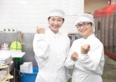工場内　作業 (3)