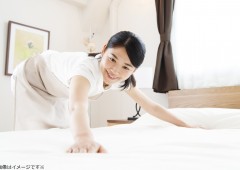 ホテル清掃　ベッドメイキング　女性 (10)