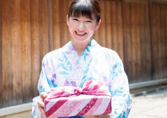 中元女性 中元女性