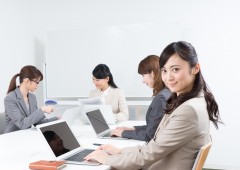 オフィスワーク 女性 (10) オフィスワーク 女性 (10)