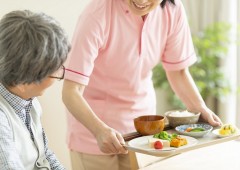 介護　女性 (2)